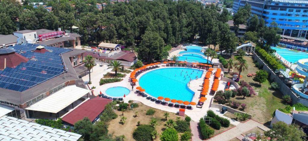 BAYAR GARDEN HOLIDAY VILLAGE 4★-_