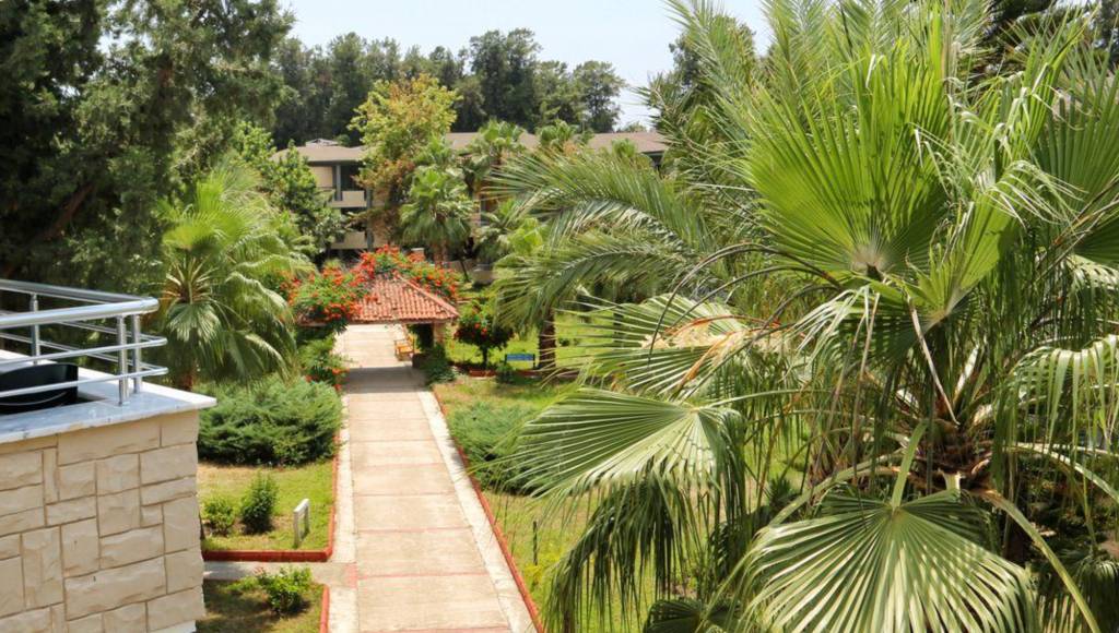 BAYAR GARDEN HOLIDAY VILLAGE 4★-_