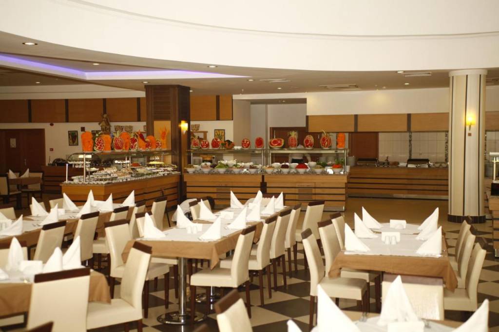 CENGER BEACH RESORT AND SPA 5★