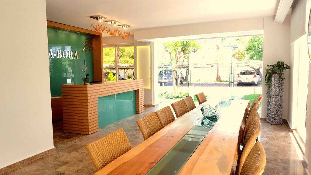 BORA BORA BOUTIQUE HOTEL 3★