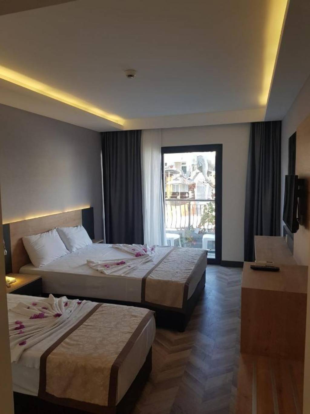 CLOVER MAGIC ALTINKUM PARK SIDE (EX.SIDE ALTINKUM PARK) 3★