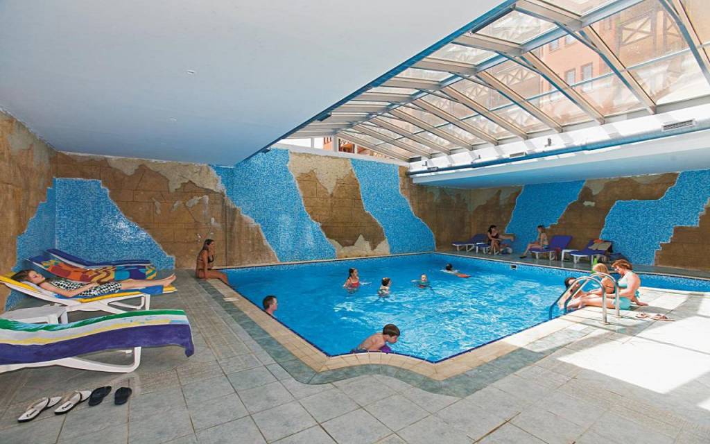 VILLA SIDE HOTEL 4★