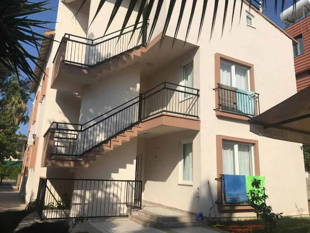 VALERI BEACH HOTEL 4★