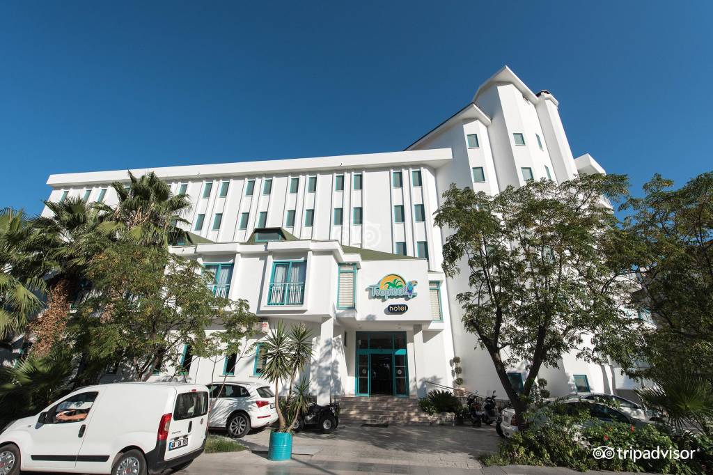 TROPIC ON THE BEACH HOTEL 4★