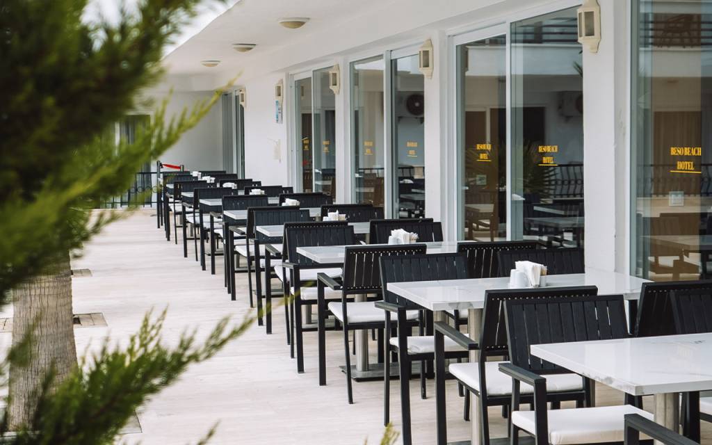 BESO BEACH HOTEL 4★