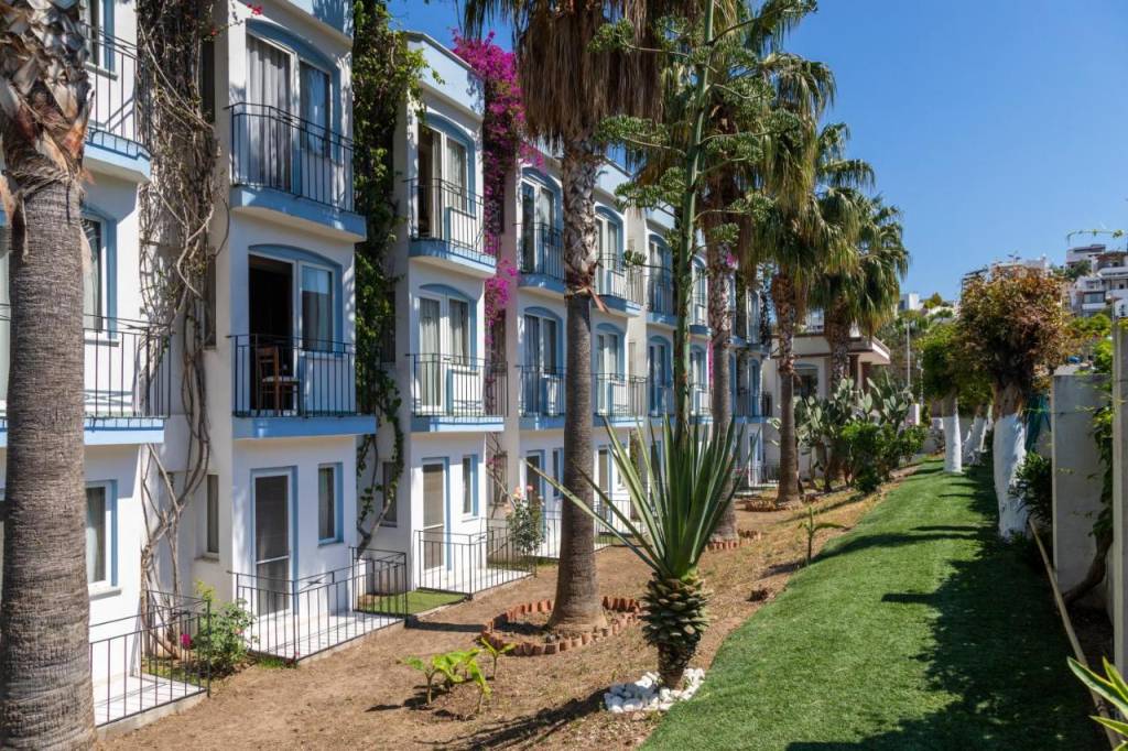 SMART STAY BEACH HOTEL 4★