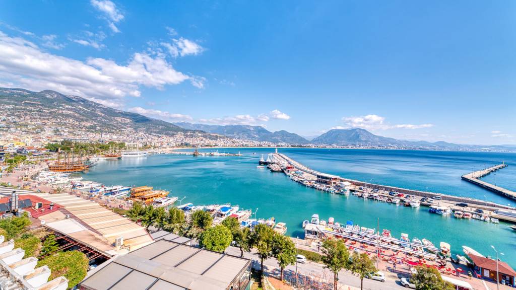 NUMA PORT HOTEL 4★