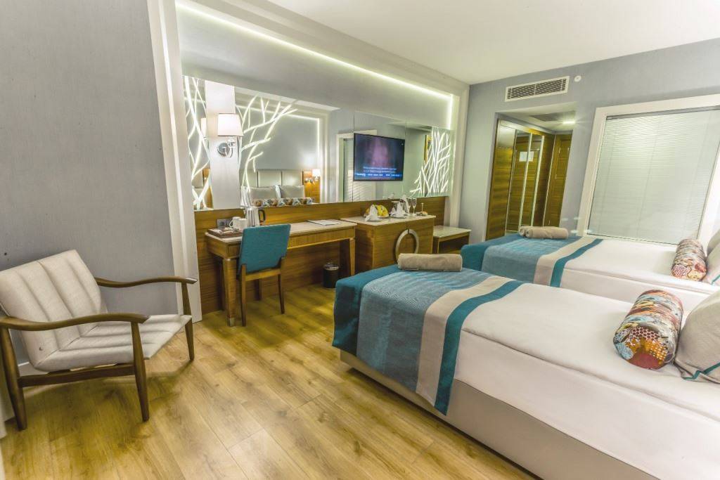 SENSITIVE PREMIUM RESORT 5★