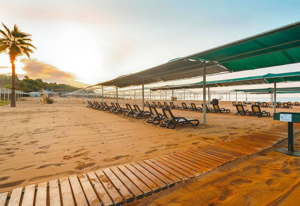 ROYAL ATLANTIS BEACH HOTEL 4★