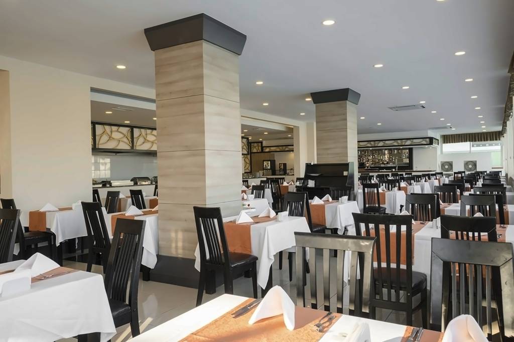 CLOVER MAGIC SEAGATE BELEK HOTEL 4★