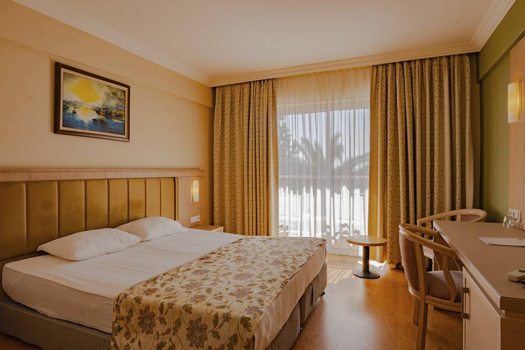 CLOVER MAGIC SEAGATE BELEK HOTEL 4★