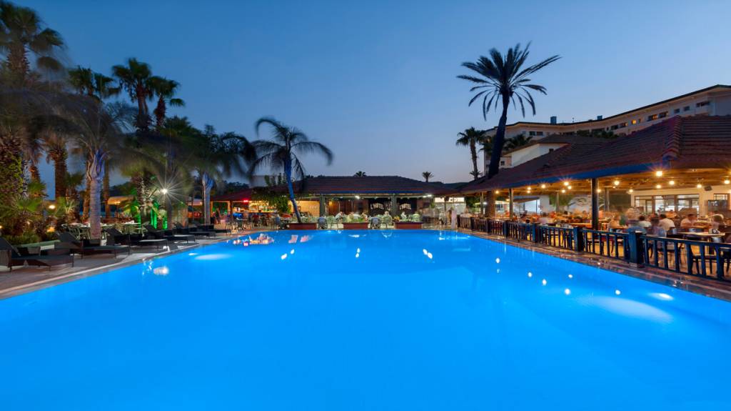 MARVIDA HOTEL AKMAN PARK 4★