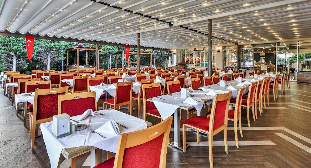 SATURN PALACE RESORT 4★