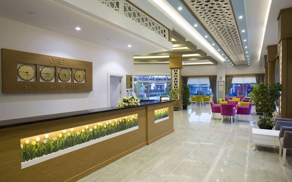 SUN CLUB SIDE 4★