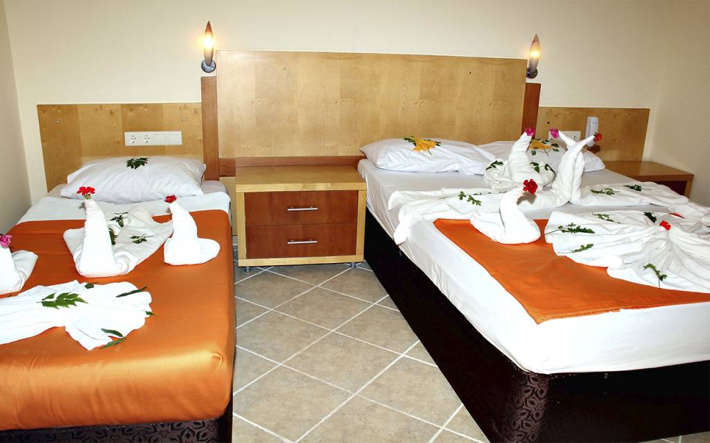 SIDE TEMPLE HOTEL 3★