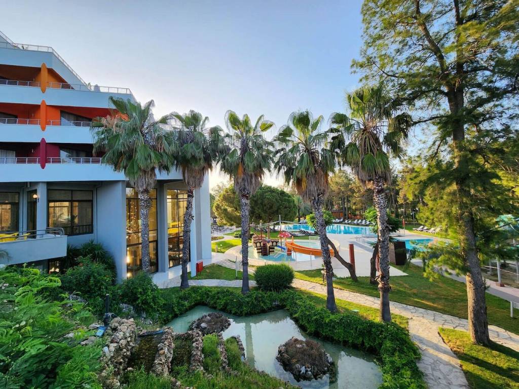 MEGASARAY RESORT SIDE 5★