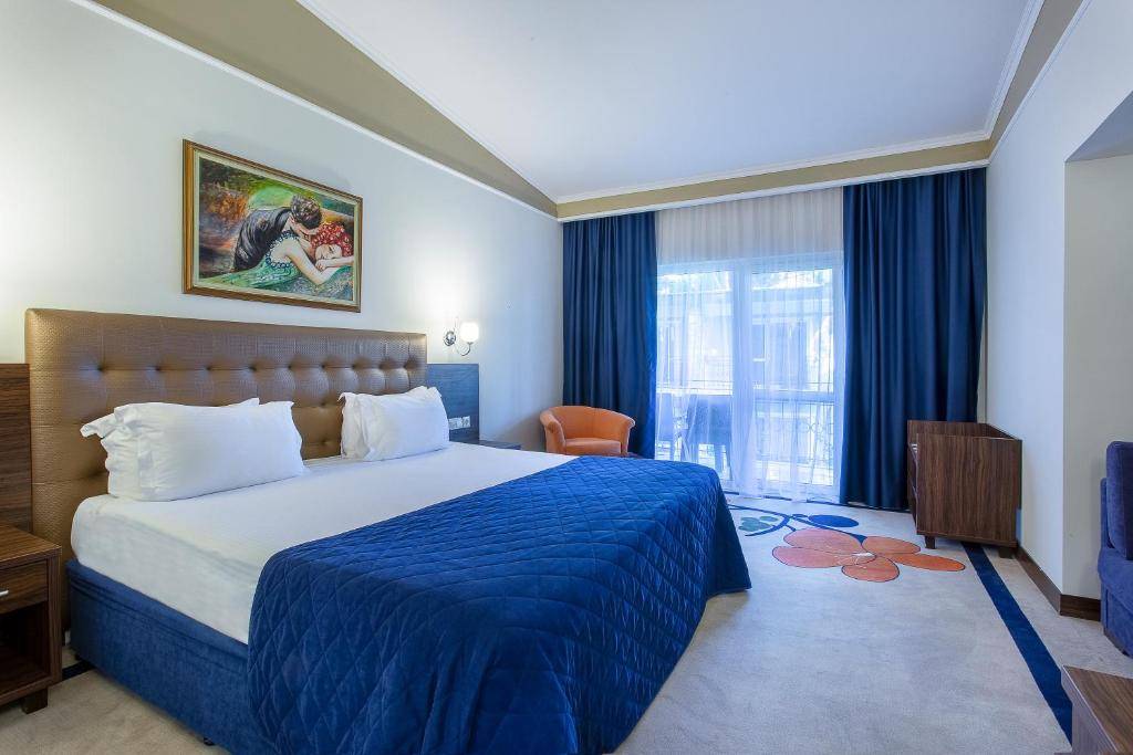 PINE BEACH BELEK 5★