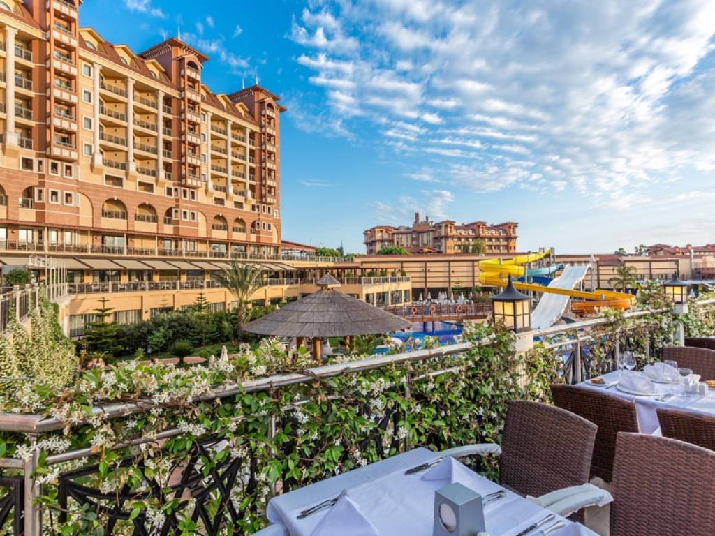 VILLA SIDE RESIDENCE 5★