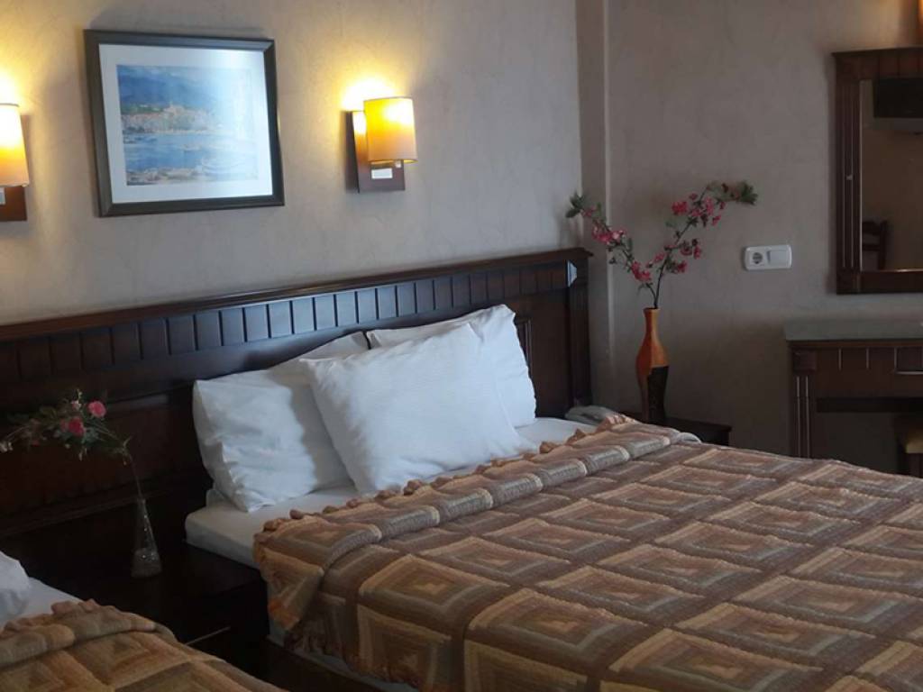 KLEOPATRA IKIZ HOTEL 3★