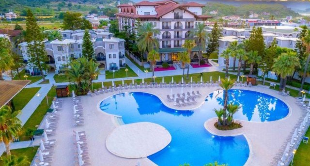 Viesnīcas skats Ēģiptē, Hurgada ar baseinu