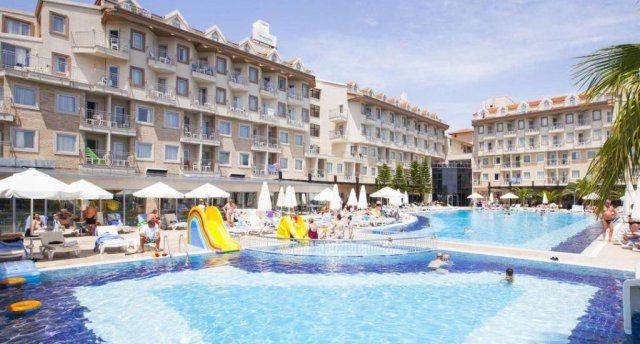 Viesnīcas skats Ēģiptē, Hurgada ar baseinu