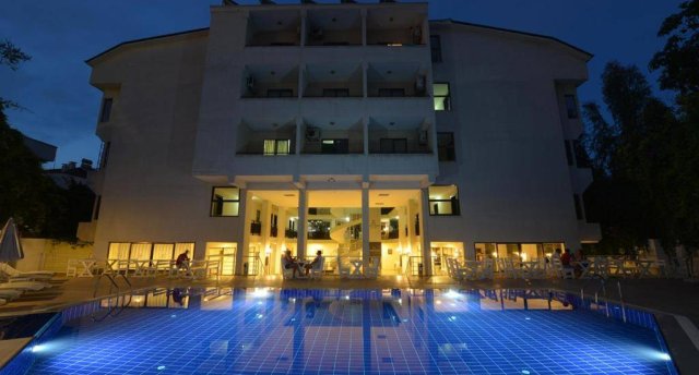 KAFTANS CITY HOTEL BY RRH&R 3★