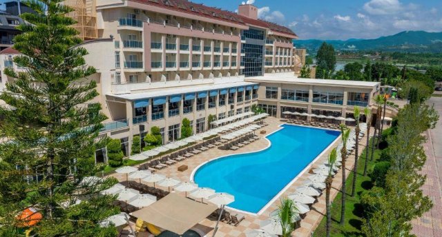 SOLIVIA HOTEL (EX. TITAN SELECT HOTEL) 5★