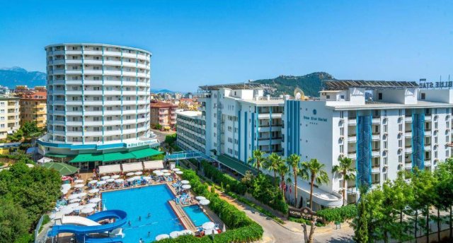 BLUE STAR HOTEL 4★