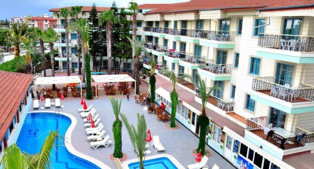 CINAR FAMILY SUITE HOTEL 4★