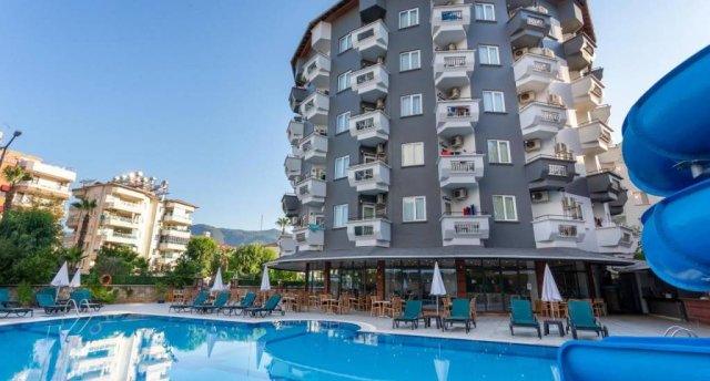 Viesnīcas skats Ēģiptē, Hurgada ar baseinu