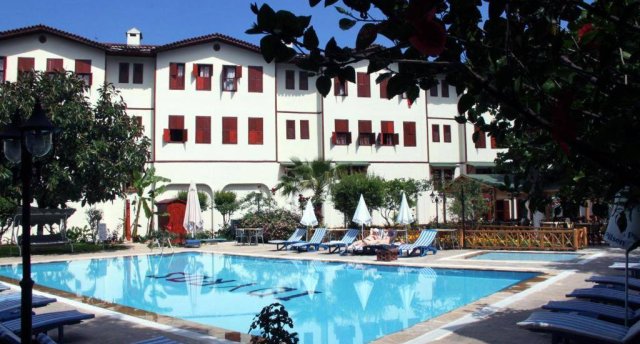 IDYROS HOTEL 3★