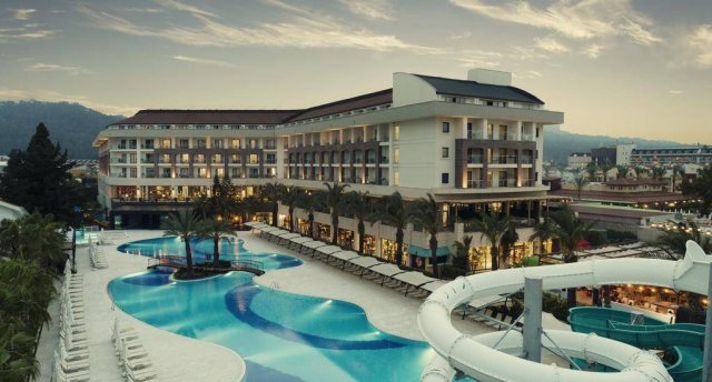 DOUBLE TREE BY HILTON KEMER 5★