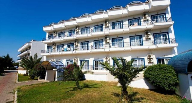 ARES BLUE HOTEL 3★