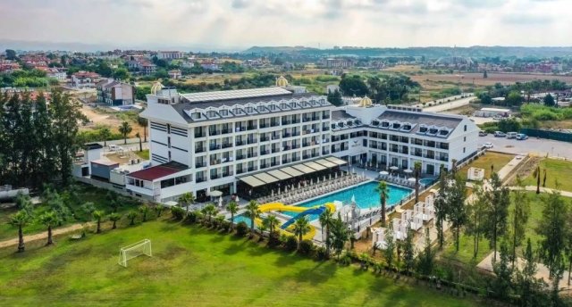 Viesnīcas skats Ēģiptē, Hurgada ar baseinu