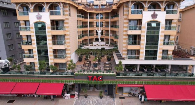 TAC PREMIER HOTEL & SPA 4★