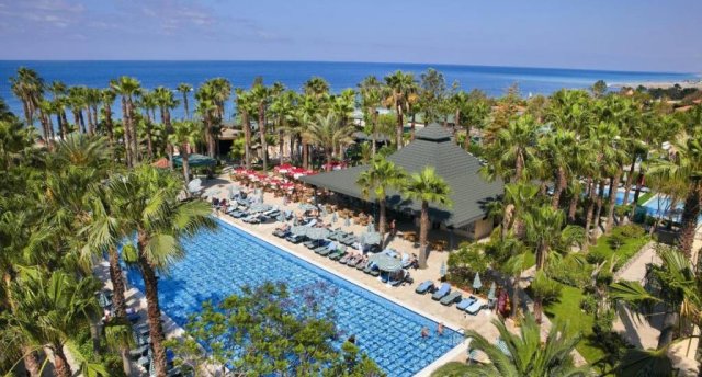 Viesnīcas skats Ēģiptē, Hurgada ar baseinu