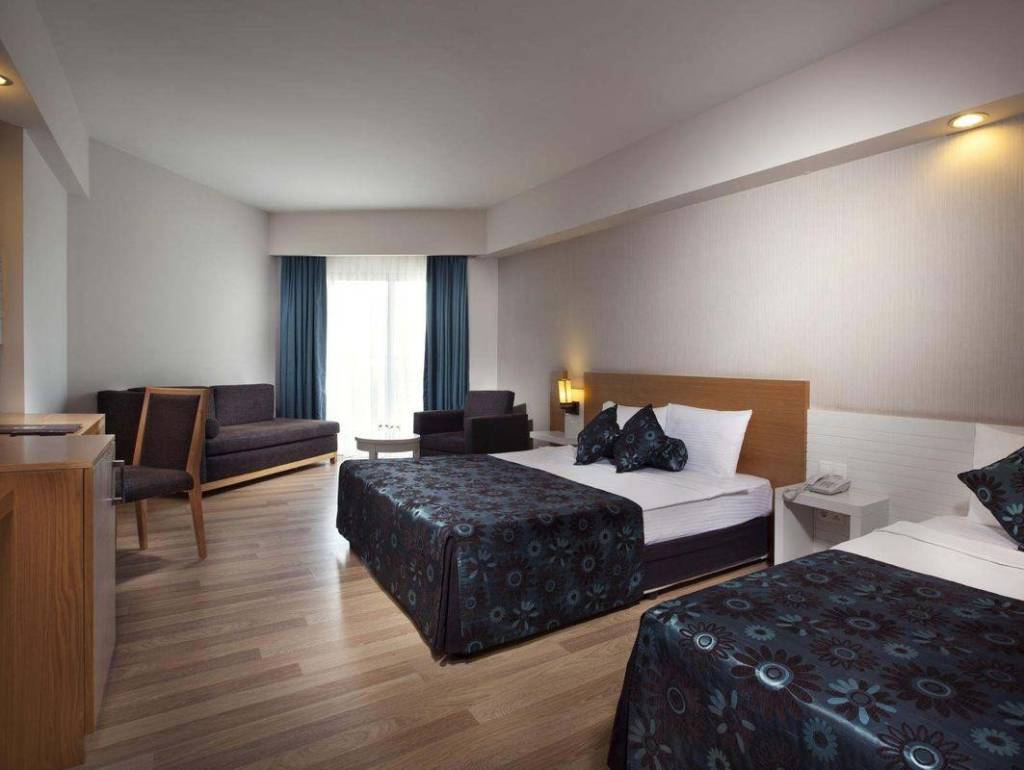 DIAMOND BEACH HOTEL & SPA 5★