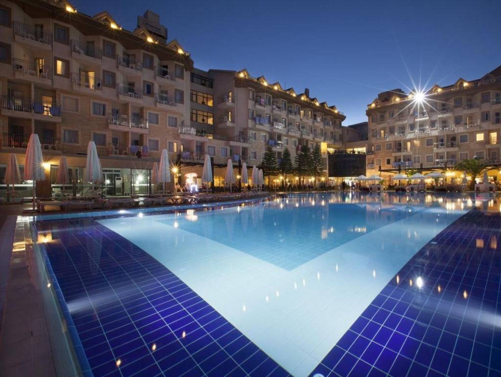 DIAMOND BEACH HOTEL & SPA 5★