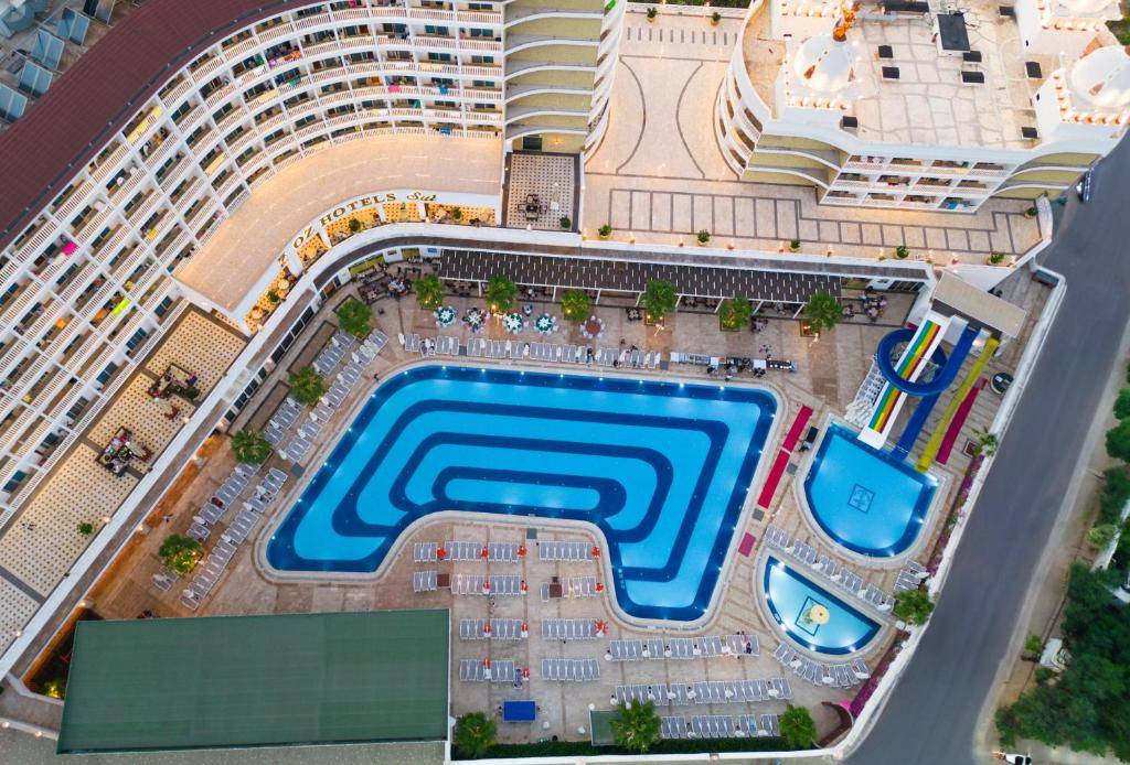 OZ HOTELS SUI RESORT 5★