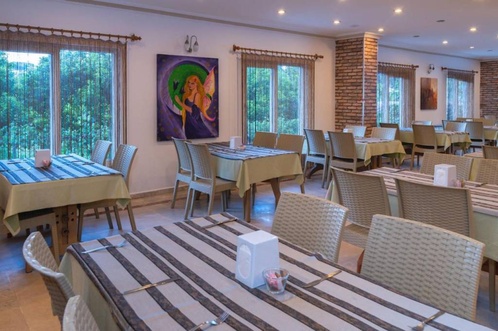 GRAND HOTEL DERIN 4★