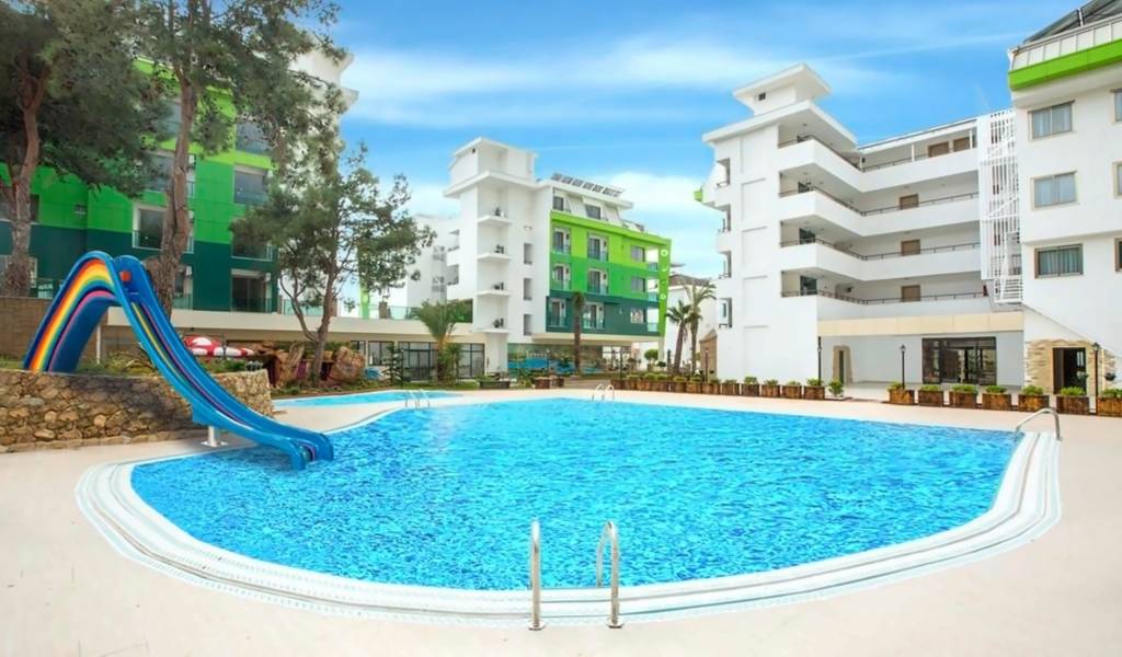 GREEN LIFE HOTEL 4★