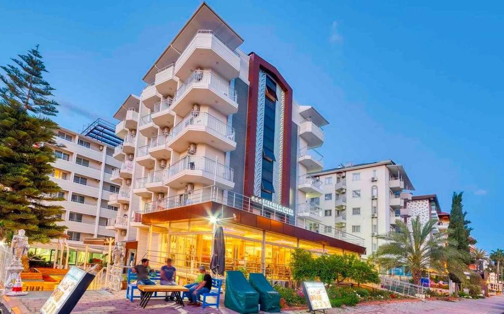 KLEOPATRA MELISSA 3★