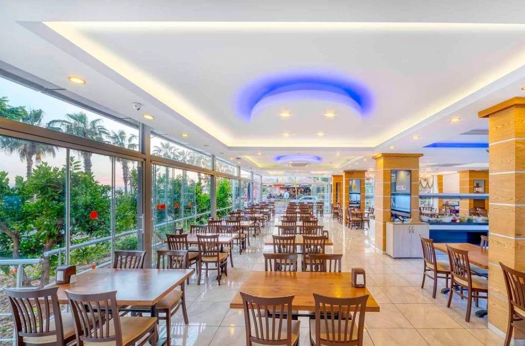 KLEOPATRA MELISSA 3★