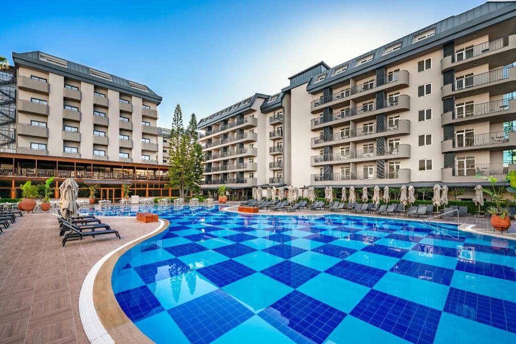 VILLA SUNFLOWER BEACH HOTEL KONAKLI 4★