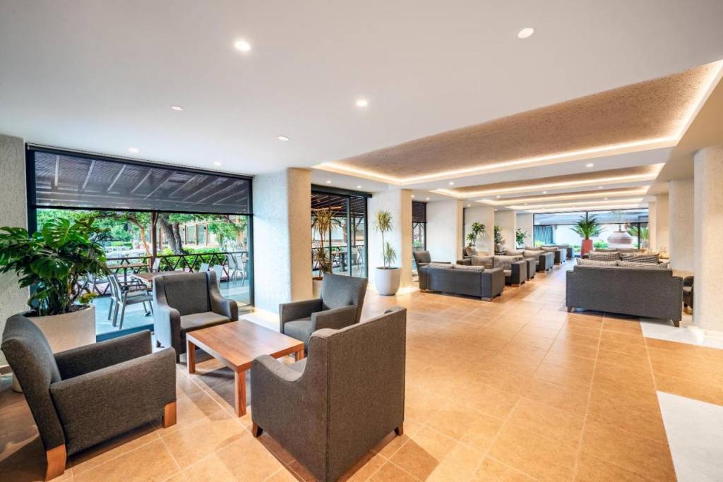 VILLA SUNFLOWER BEACH HOTEL KONAKLI 4★