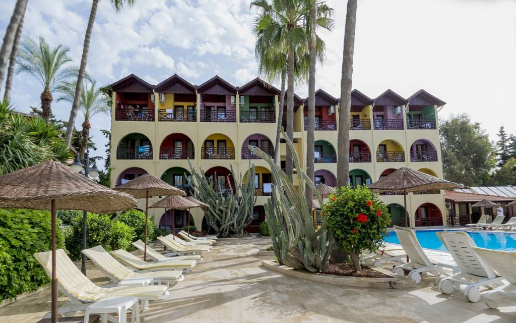 GREEN PARADISE BEACH HOTEL 4★