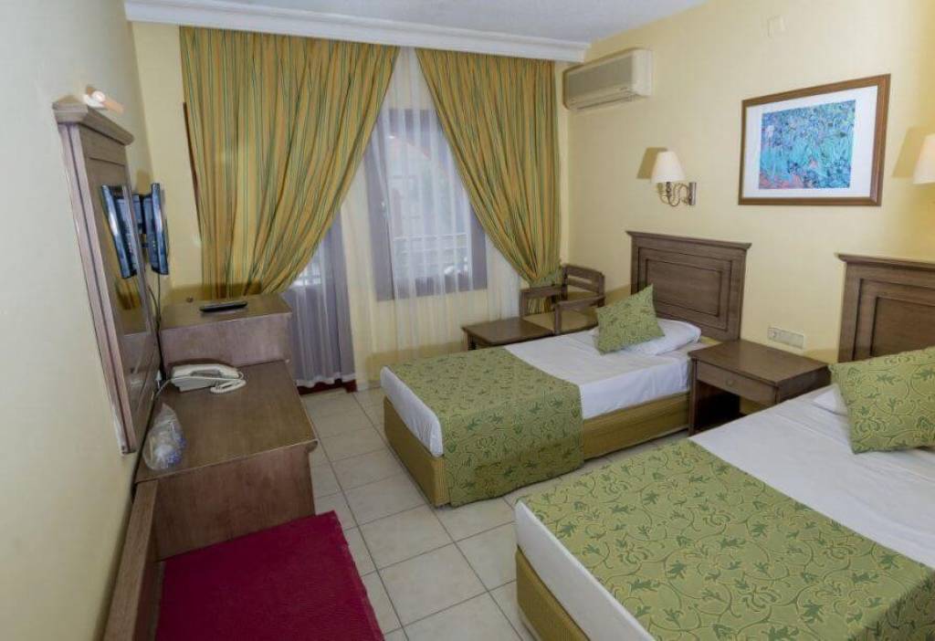 GREEN PARADISE BEACH HOTEL 4★