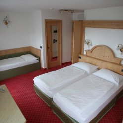 CHALET CAMPIGLIO IMPERIALE GARNI HOTEL 3★