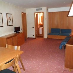 RESIDENCE DES ALPES 2 (MADONNA DI CAMPIGLIO) 2 ★