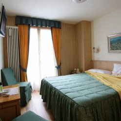 MEUBLE CIMA BIANCA 3★